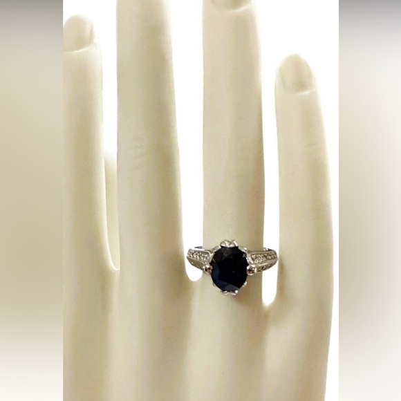 Sapphire 3.20 Carat Deep Blue Ring - Picture 3 of 6